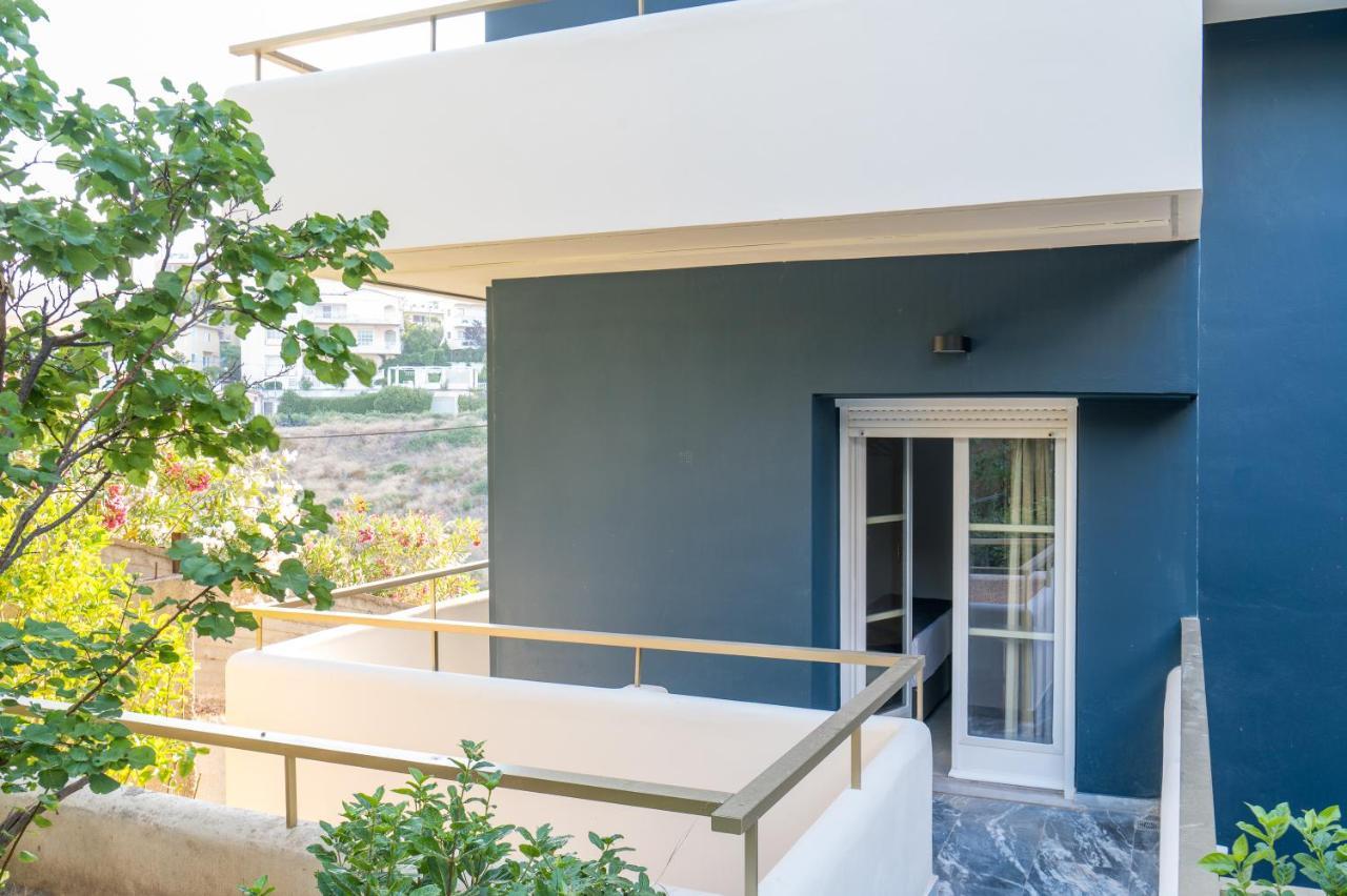 Chroma Lodge Rafina Ngoại thất bức ảnh