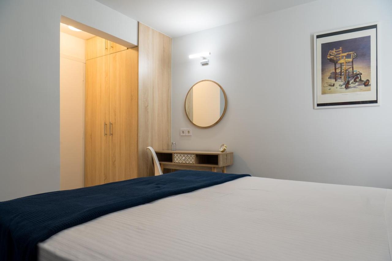 Chroma Lodge Rafina Ngoại thất bức ảnh