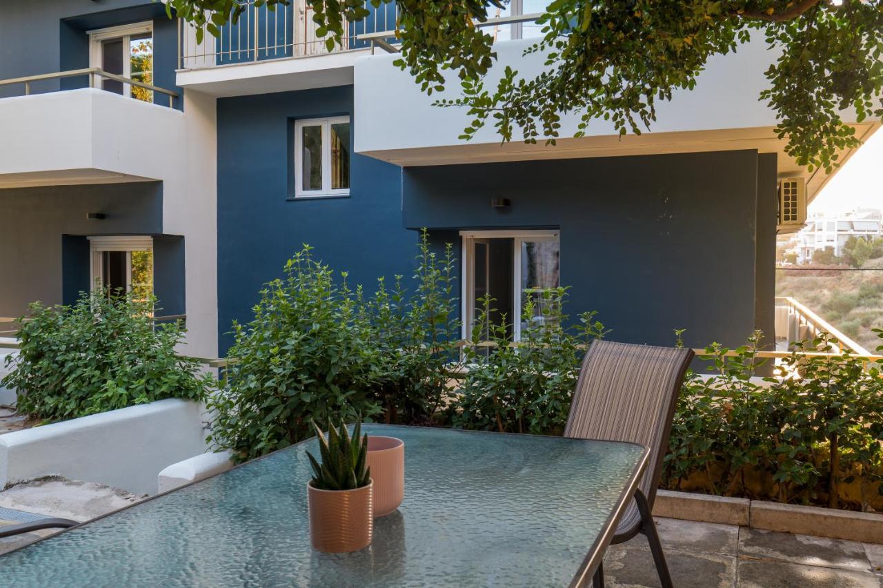 Chroma Lodge Rafina Ngoại thất bức ảnh